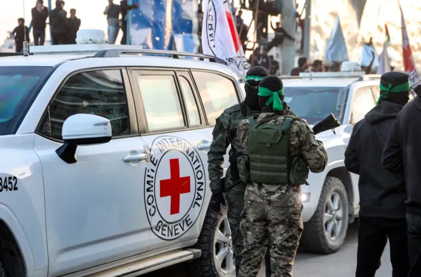 حماس تنفي مزاعم وقف المحادثات مع الوسطاء لتبادل الأسرى